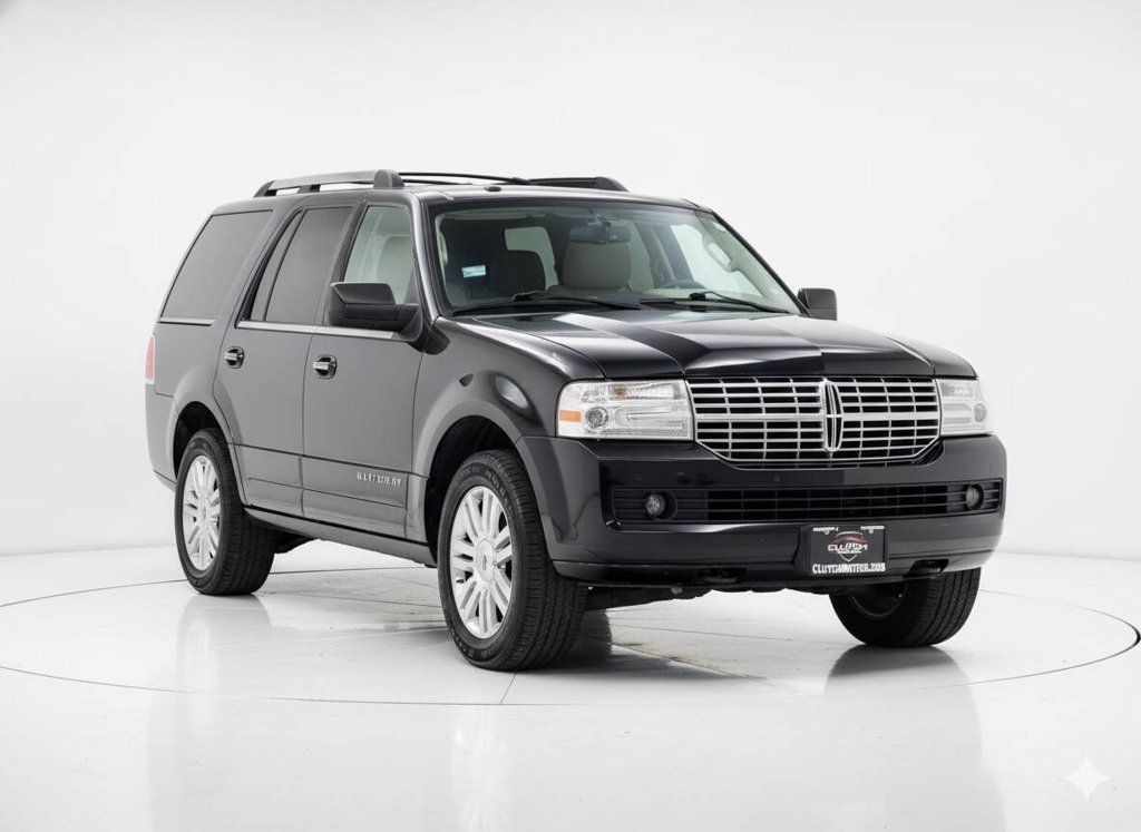 2012 Lincoln Navigator One Owner - Premium Features - Smooth Driving Experience - 22945888 - 2