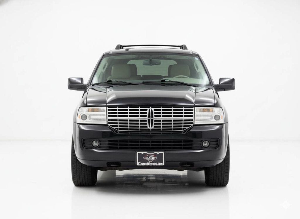 2012 Lincoln Navigator One Owner - Premium Features - Smooth Driving Experience - 22945888 - 1
