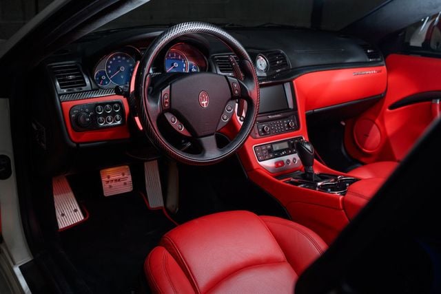 2012 Maserati GranTurismo 2dr Coupe MC Stradale - 23022508 - 8