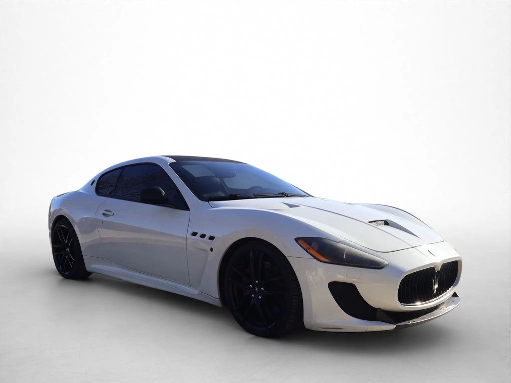 2012 Maserati GranTurismo 2dr Coupe MC Stradale - 23072617 - 7