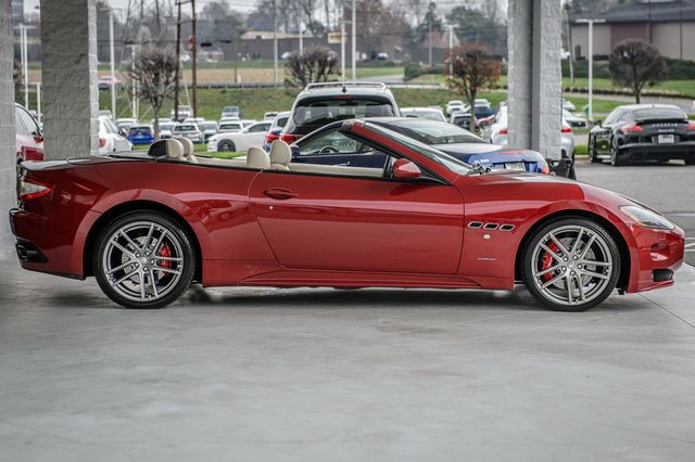 2012 Maserati GranTurismo Convertible LOWER MILES - GREAT COLORS - WELL EQUIPPED - 22364538 - 19
