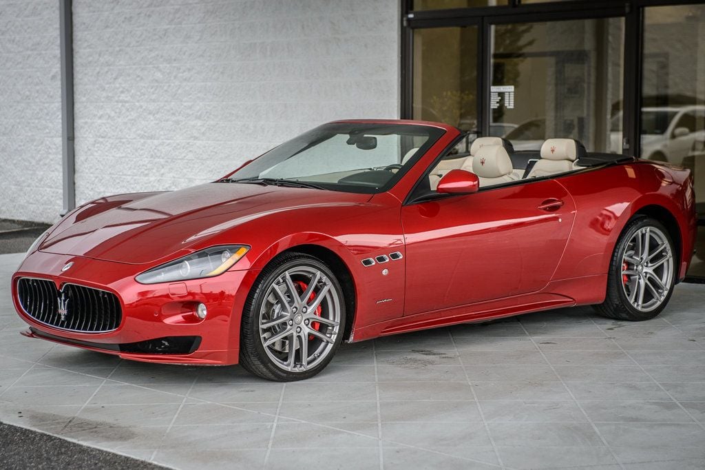 2012 Maserati GranTurismo Convertible LOWER MILES - GREAT COLORS - WELL EQUIPPED - 22364538 - 7