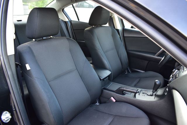 2012 Mazda Mazda3 4dr Sedan Automatic i Sport - 22884066 - 17