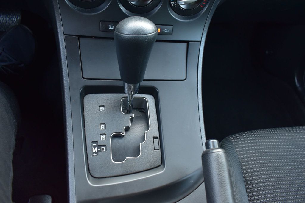 2012 Mazda Mazda3 4dr Sedan Automatic i Sport - 22884066 - 31