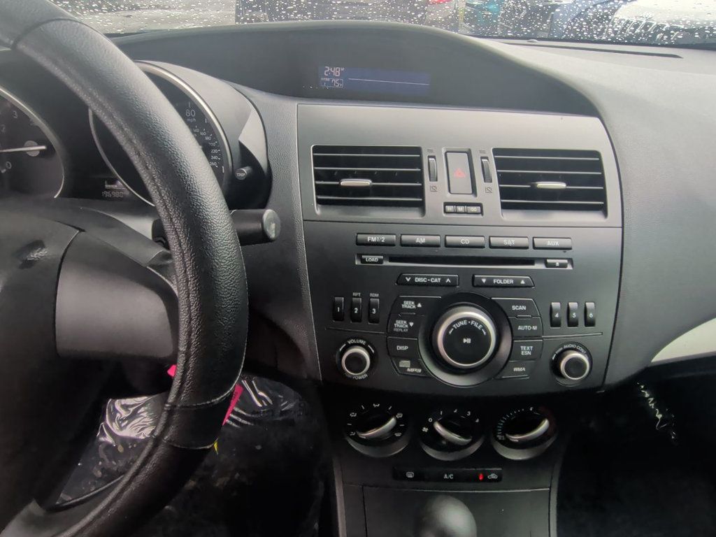 Mazda Mazda3 4dr Sedan Automatic i Sport photo 17