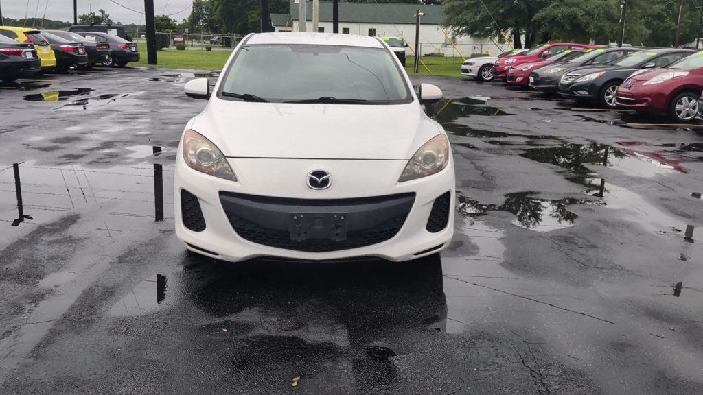 Mazda Mazda3 4dr Sedan Automatic i Sport photo 3