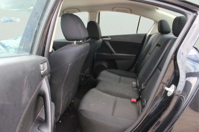 2012 Mazda Mazda3 4dr Sedan Automatic i Touring - 23024682 - 6