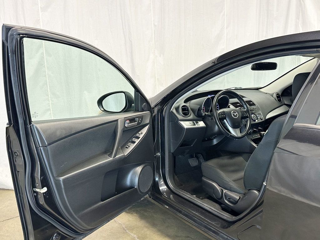 2012 Mazda Mazda3 4dr Sedan Automatic i Touring - 23081218 - 12
