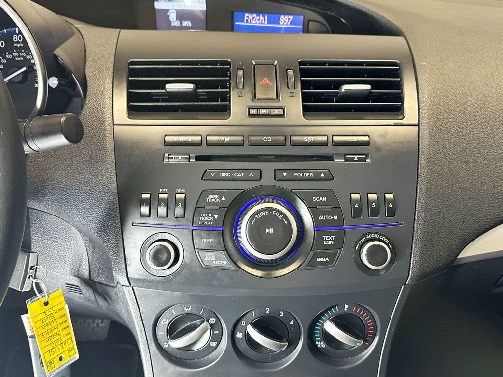 2012 Mazda Mazda3 4dr Sedan Automatic i Touring - 23081218 - 24