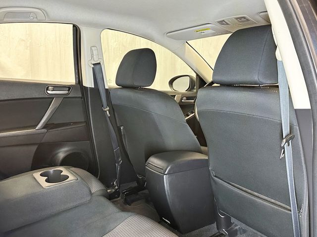 2012 Mazda Mazda3 4dr Sedan Automatic i Touring - 23081218 - 31