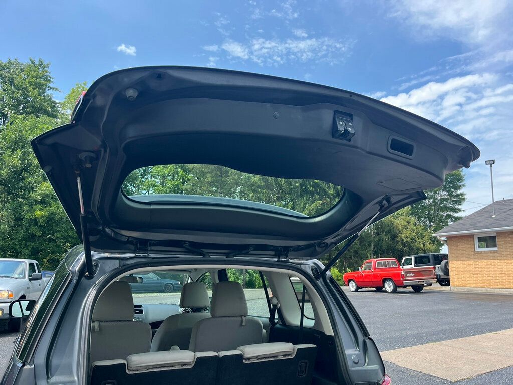2012 Mazda Mazda5 1-Owner Fuel Efficient Utility Wagon - 23055617 - 23