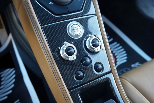 2012 McLaren MP4-12C Coupe - 18566221 - 12