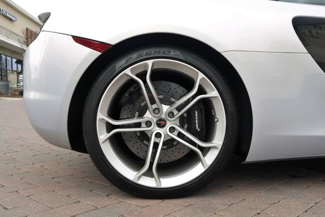 2012 McLaren MP4-12C Coupe - 18566221 - 17