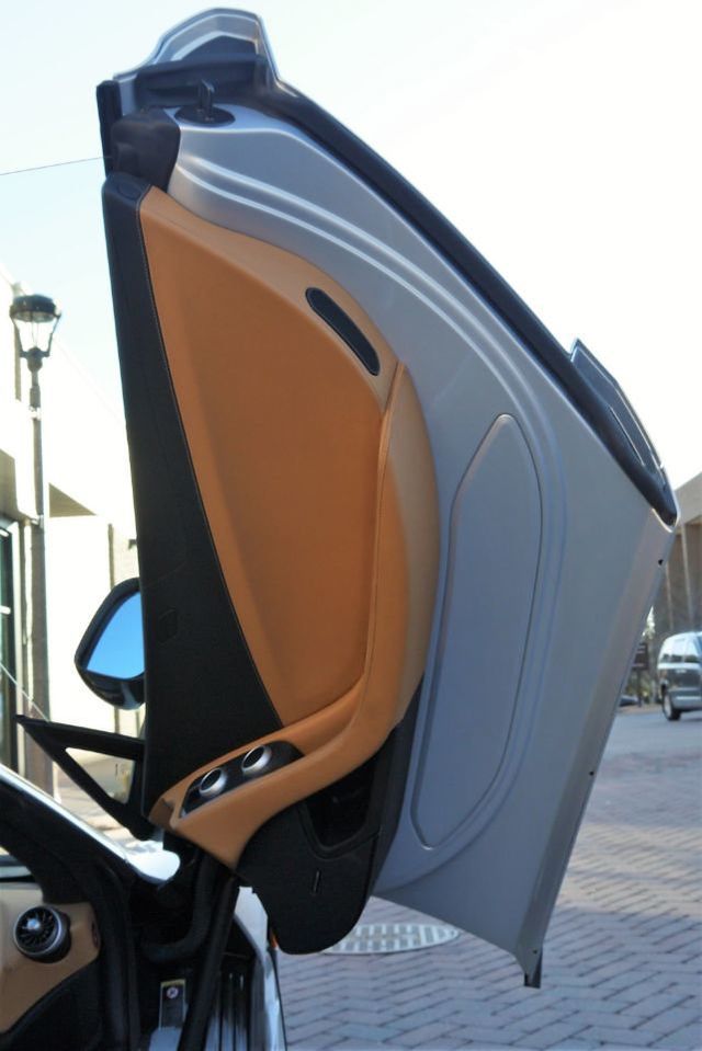 2012 McLaren MP4-12C Coupe - 18566221 - 25