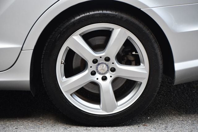 2012 Mercedes-Benz CLS 4dr Sedan CLS 550 RWD - 22871315 - 17