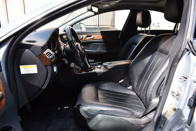 2012 Mercedes-Benz CLS 4dr Sedan CLS 550 RWD - 22871315 - 33