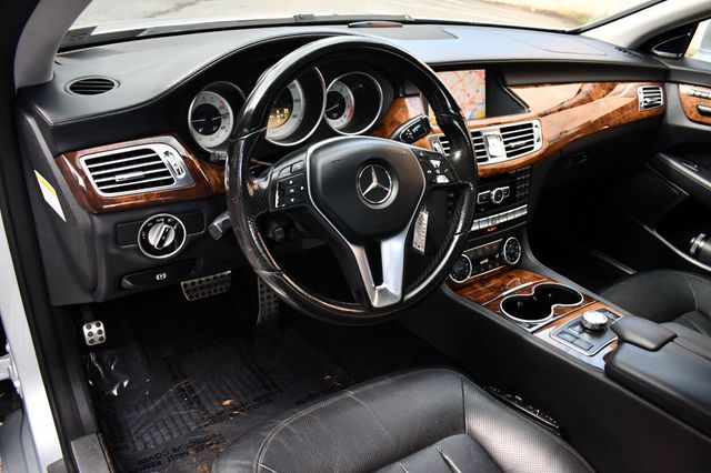 2012 Mercedes-Benz CLS 4dr Sedan CLS 550 RWD - 22871315 - 35
