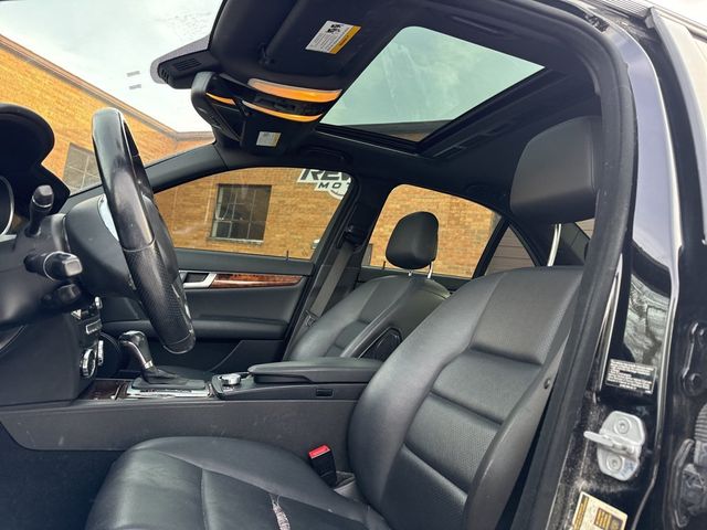 2012 Mercedes-Benz C-Class 4dr Sedan C 300 Sport 4MATIC - 22974580 - 5
