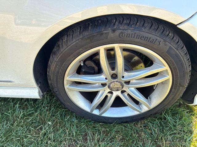 2012 Mercedes-Benz C-Class C 250 4dr Sedan C250 Sport RWD - 23100395 - 12