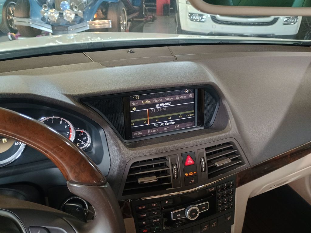 2012 Mercedes-Benz E-Class 2dr Cabriolet E 350 RWD Clean Carfax Florida Car - 22935216 - 19