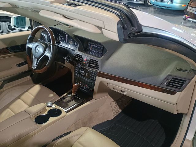 2012 Mercedes-Benz E-Class 2dr Cabriolet E 350 RWD Clean Carfax Florida Car - 22935216 - 36