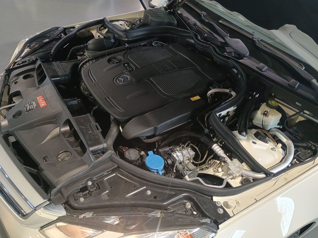 2012 Mercedes-Benz E-Class 2dr Cabriolet E 350 RWD Clean Carfax Florida Car - 22935216 - 45