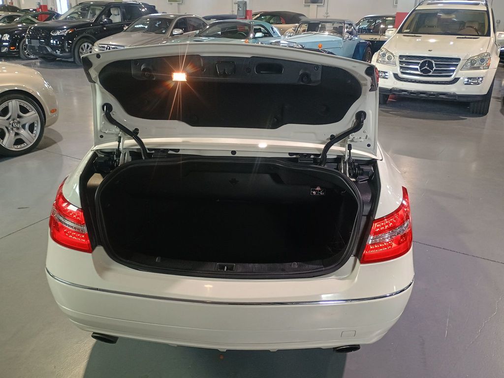 2012 Mercedes-Benz E-Class 2dr Cabriolet E 350 RWD Clean Carfax Florida Car - 22935216 - 46