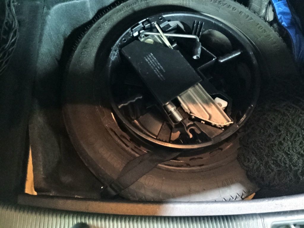 2012 Mercedes-Benz E-Class 2dr Cabriolet E 350 RWD Clean Carfax Florida Car - 22935216 - 48