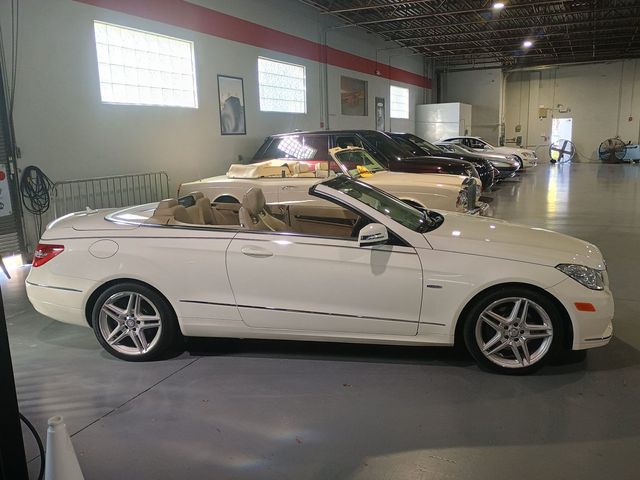 2012 Mercedes-Benz E-Class 2dr Cabriolet E 350 RWD Clean Carfax Florida Car - 22935216 - 4