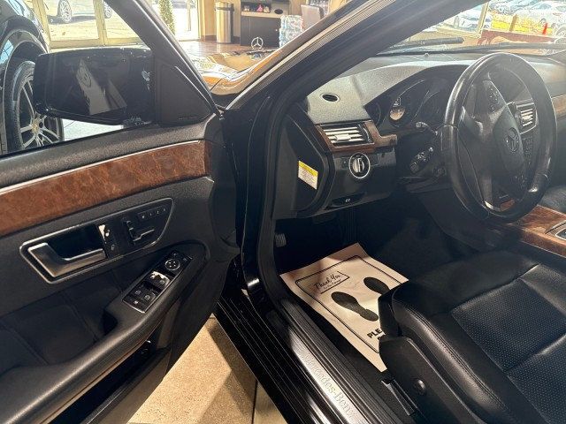 2012 Mercedes-Benz E-Class 4dr Sedan E 350 Luxury 4MATIC - 22944636 - 18