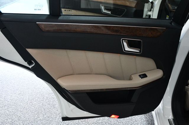 2012 Mercedes-Benz E-Class 4dr Sedan E 350 Luxury RWD - 23037032 - 22