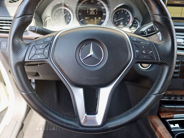 2012 Mercedes-Benz E-Class E350 4MATIC PREMIUM 2 / PANORAMA SUNROOF SEDAN - 23076122 - 11