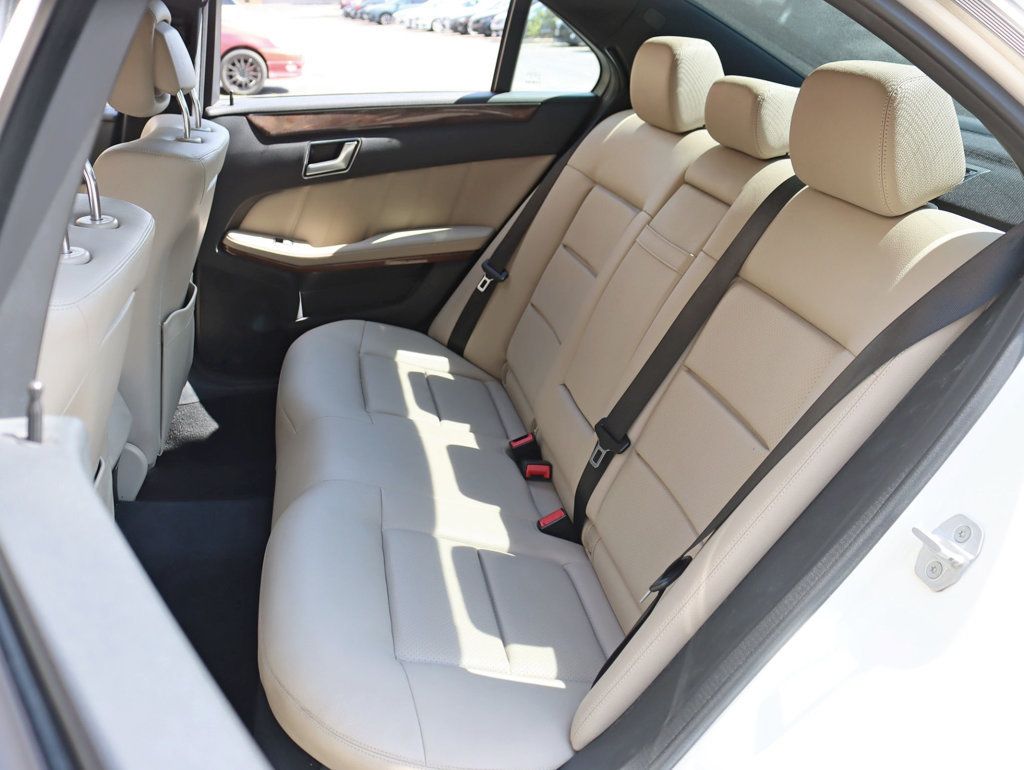 2012 Mercedes-Benz E-Class E350 4MATIC PREMIUM 2 / PANORAMA SUNROOF SEDAN - 23076122 - 22