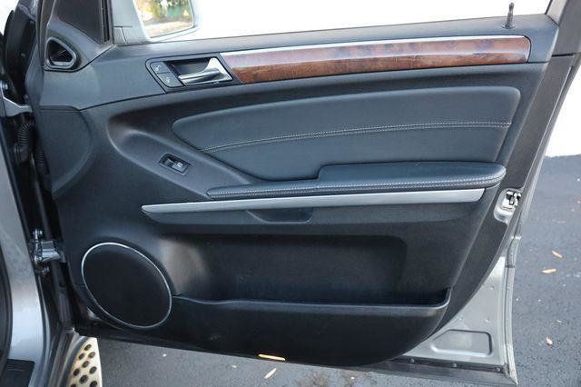 2012 Mercedes-Benz GL-Class GL450 - 23068507 - 25