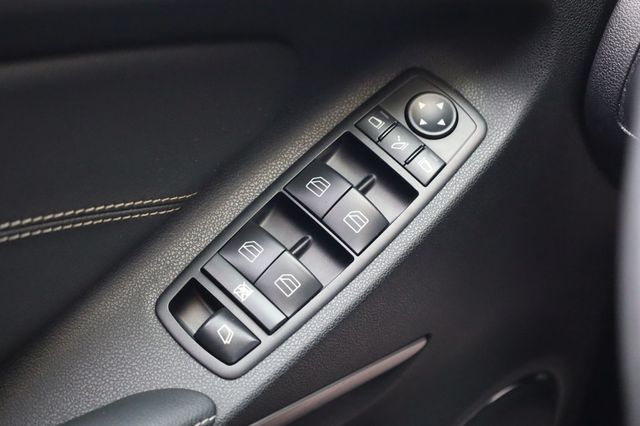 2012 Mercedes-Benz GL-Class GL450 4MATIC - 22958433 - 31