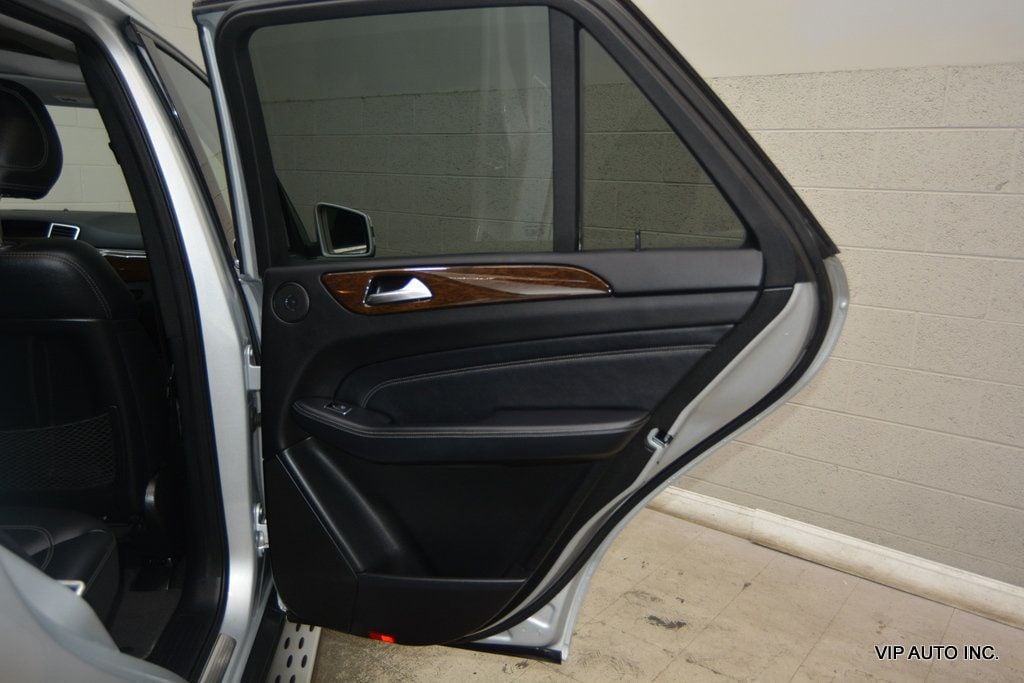 2012 Mercedes-Benz M-Class 4MATIC 4dr ML 350 BlueTEC - 23057838 - 9
