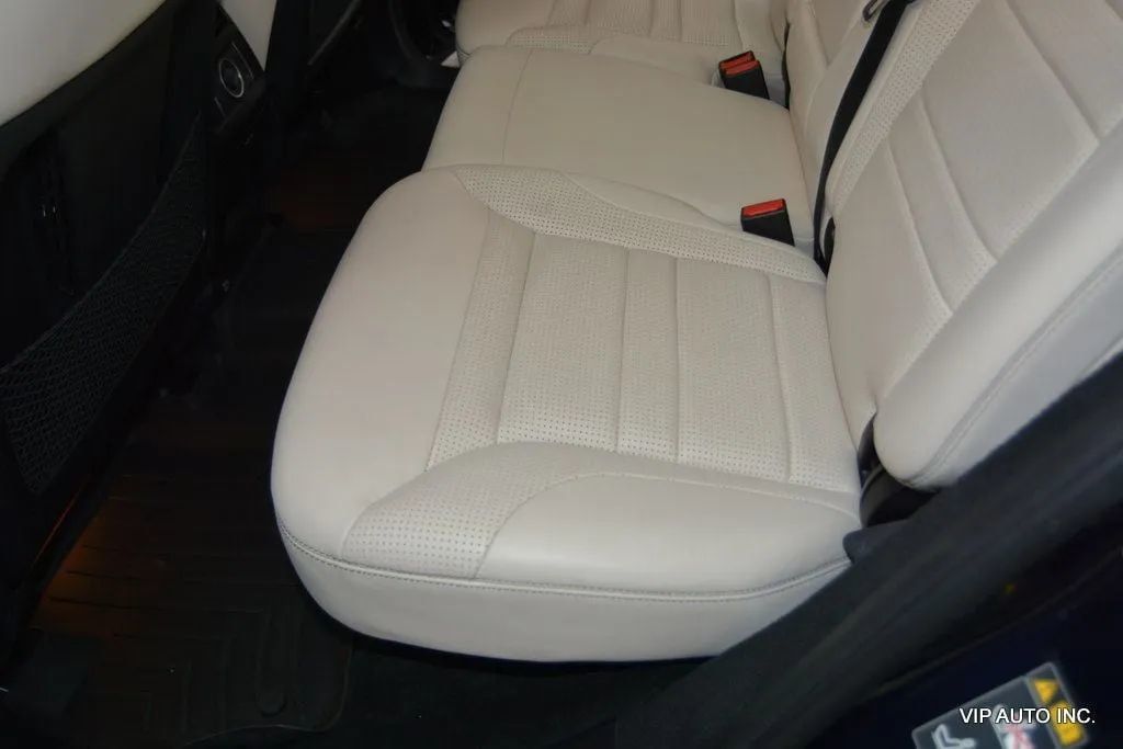 2012 Mercedes-Benz M-Class 4MATIC 4dr ML 63 AMG - 23062875 - 22