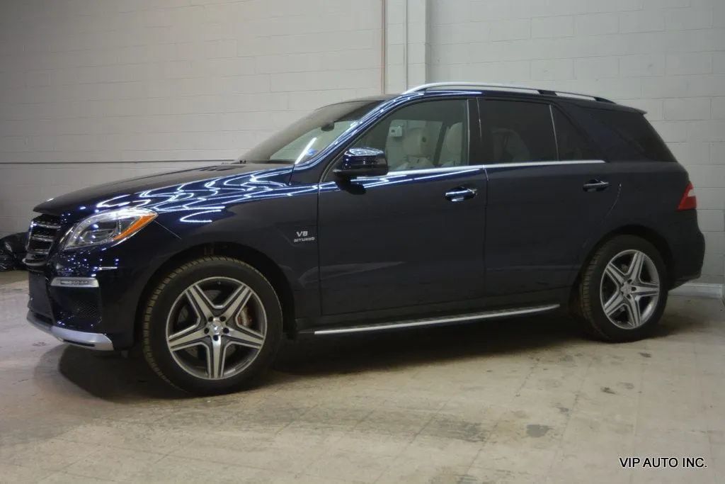 2012 Mercedes-Benz M-Class 4MATIC 4dr ML 63 AMG - 23062875 - 27