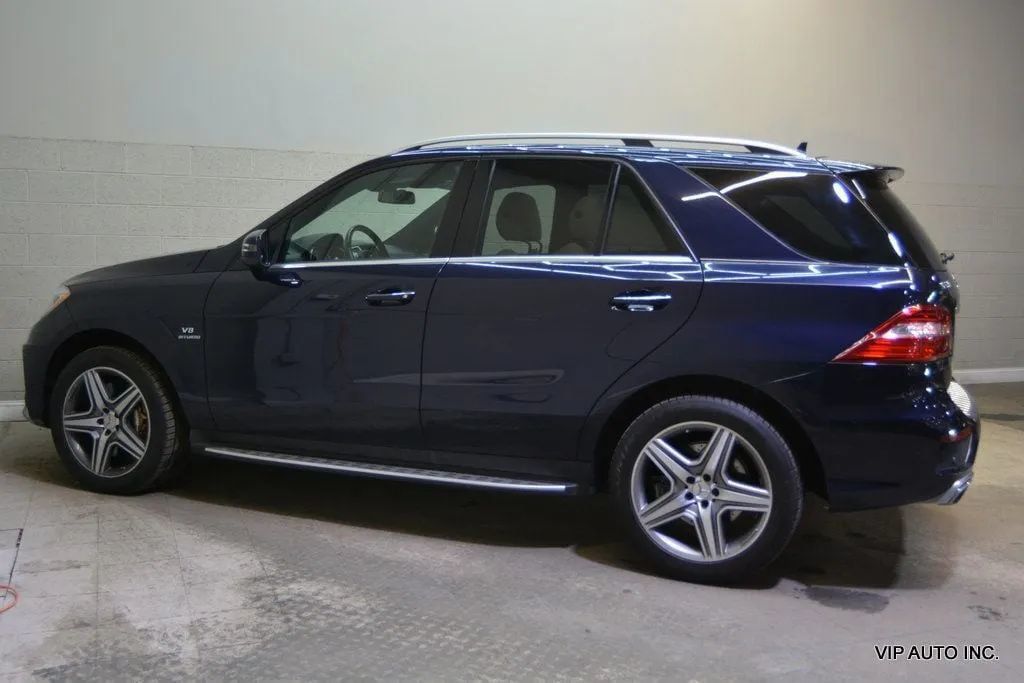 2012 Mercedes-Benz M-Class 4MATIC 4dr ML 63 AMG - 23062875 - 28