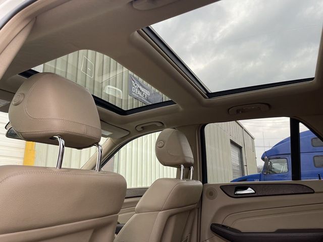 2012 Mercedes-Benz M-Class ML 350 AWD 4MATIC 4dr SUV - 21334787 - 22