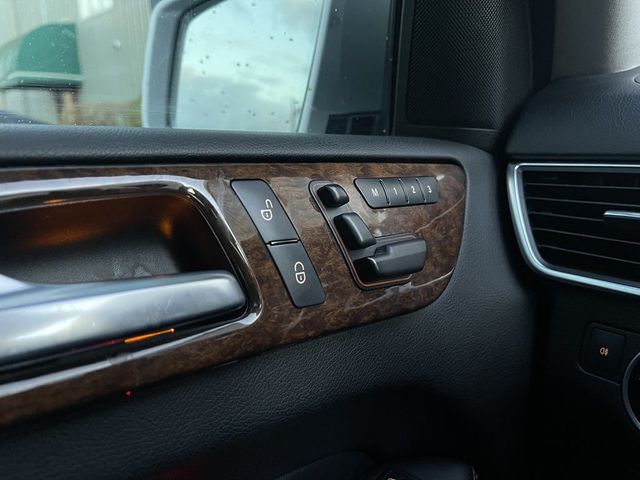 2012 Mercedes-Benz M-Class ML 350 BlueTEC AWD 4MATIC 4dr SUV - 21298247 - 22