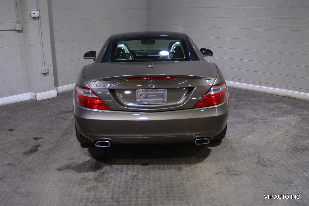 2012 Mercedes-Benz SLK SLK350 - 22675500 - 16