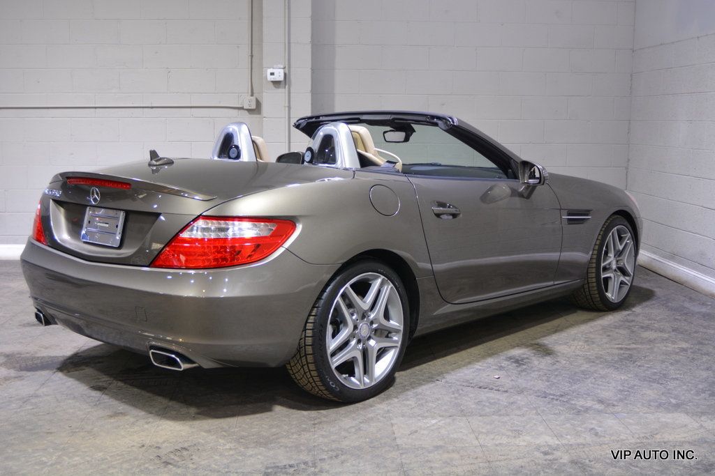 2012 Mercedes-Benz SLK SLK350 - 22675500 - 33