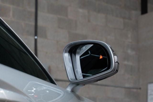 2012 Mercedes-Benz SLS AMG 2dr Roadster SLS AMG - 22850358 - 36