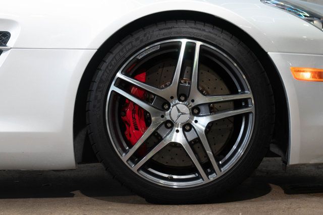 2012 Mercedes-Benz SLS AMG 2dr Roadster SLS AMG - 22850358 - 47
