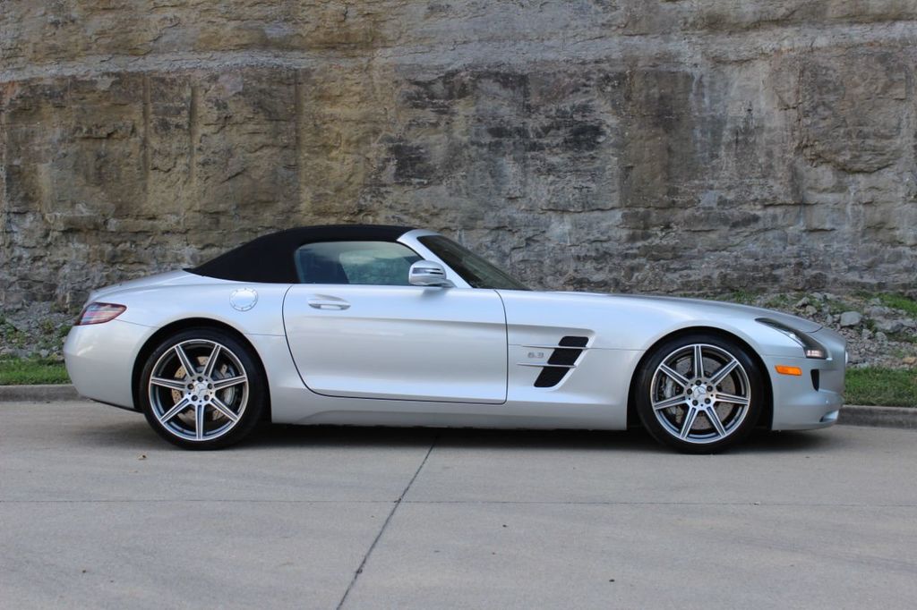 2012 Mercedes-Benz SLS AMG 2dr Roadster SLS AMG - 22027315 - 6