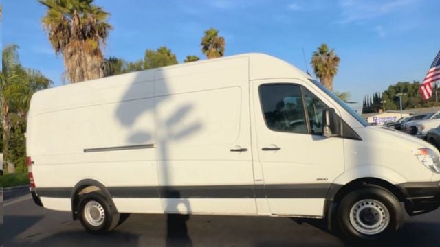 2012 Mercedes-Benz Sprinter 2500 Cargo 2500 STANDARD ROOF 170" WB - 22665336 - 1