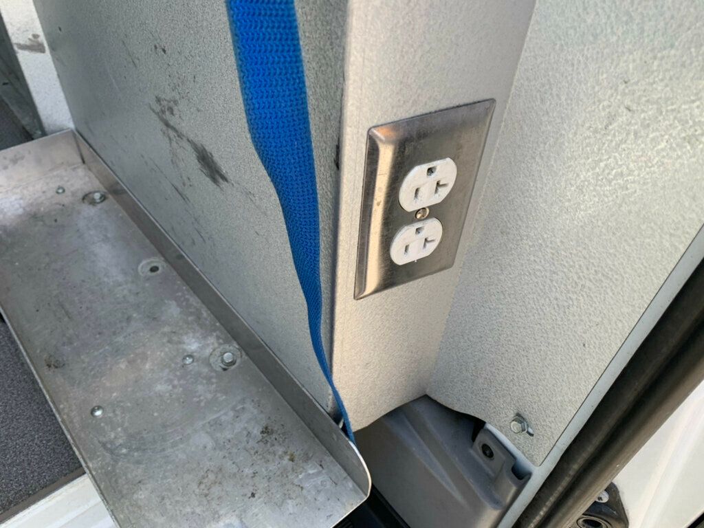 2012 Mercedes-Benz Sprinter Cargo Vans 2500 144" Cox Fleet - 23019863 - 9