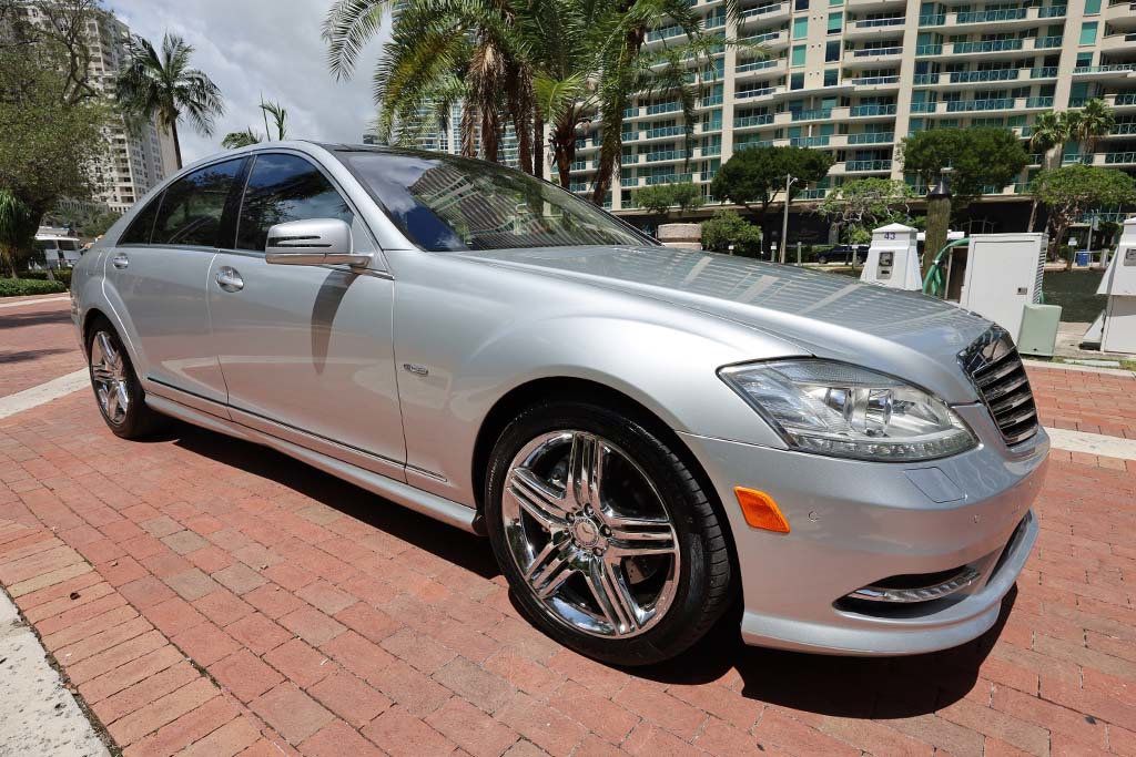 2012 Mercedes Benz S 550 photo 14