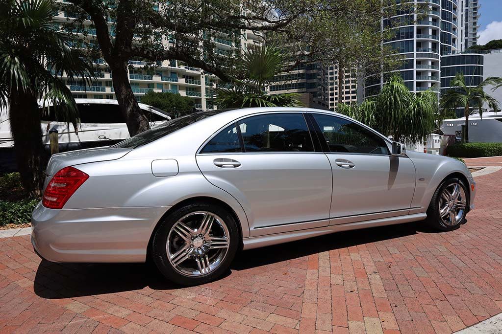2012 Mercedes Benz S 550 photo 15
